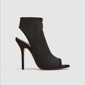 ZARA Fabric Zipper Black Heels